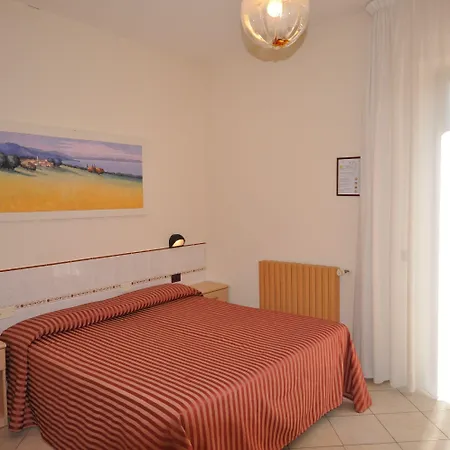Panoramica Hotel 3*