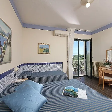 Hotel Panoramica 3*
